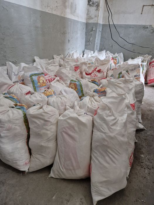 Продам пустые мешки из под муки 50 кг