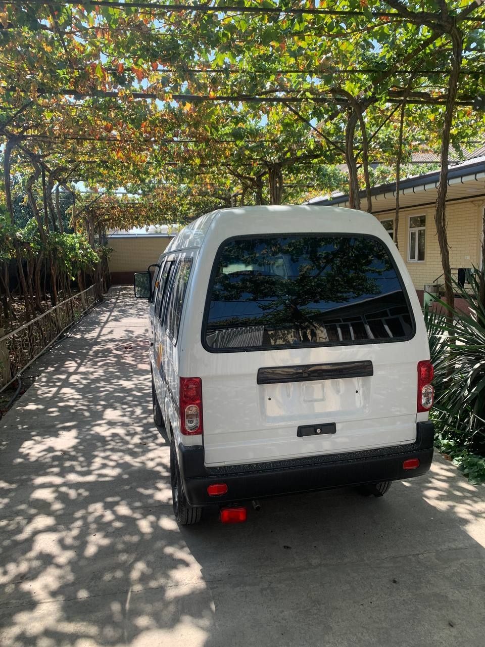 Damas yangi sotiladi