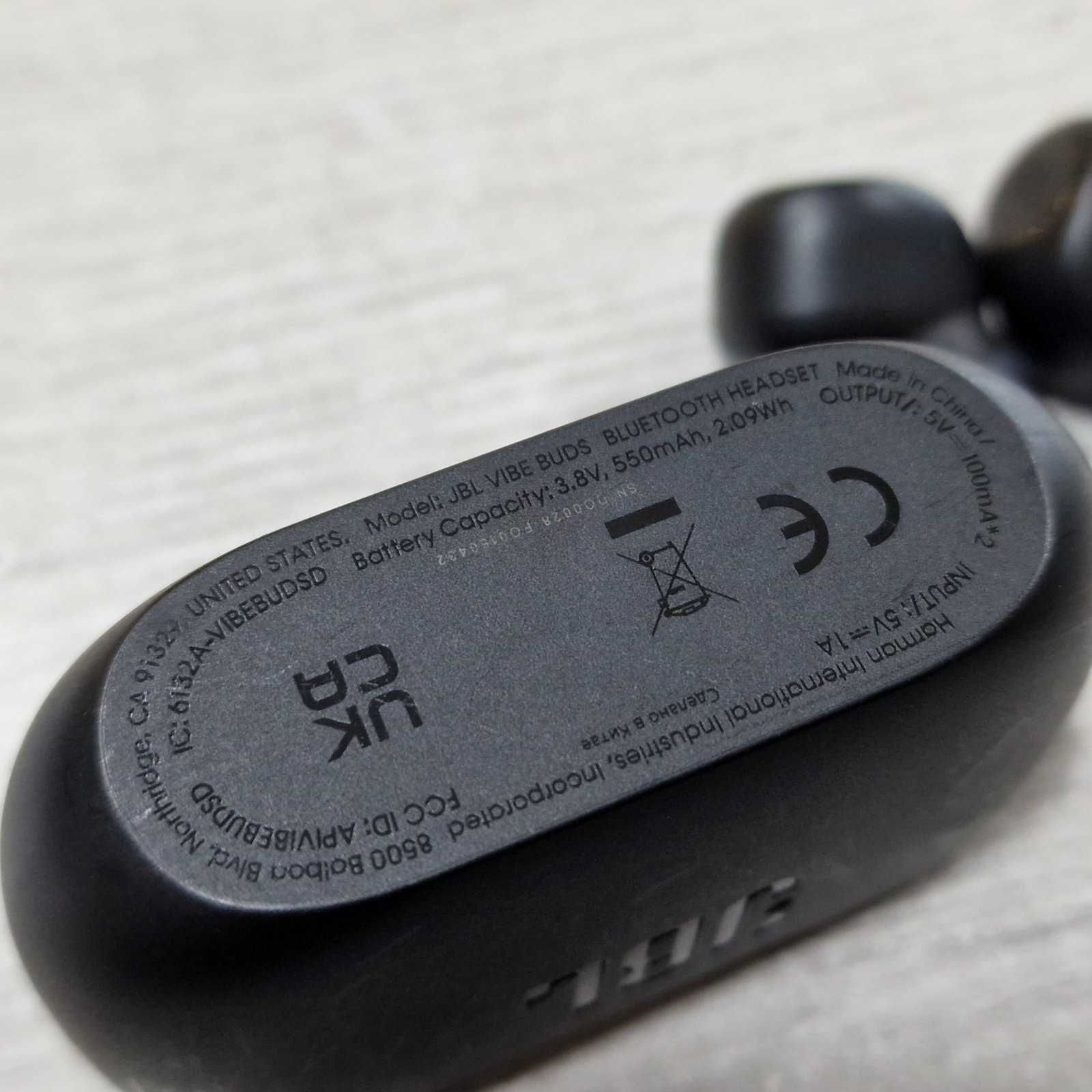 Безжични слушалки JBL Vibe Buds
