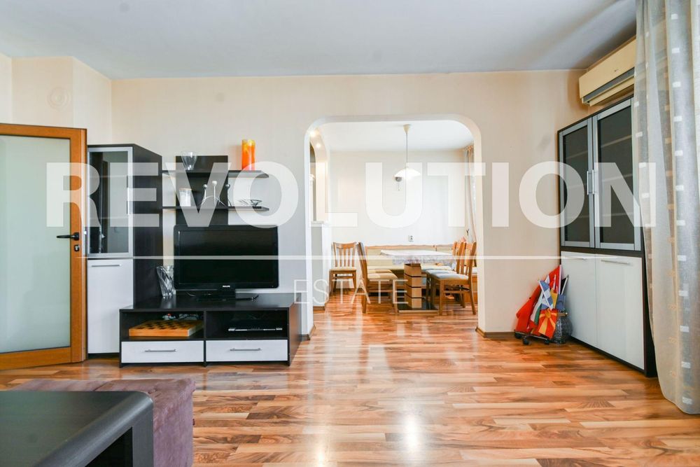 Дава се под наем Двустаен апартамент в София, Зона Б-18 - 80 кв.м за 613 € - Снимка #2