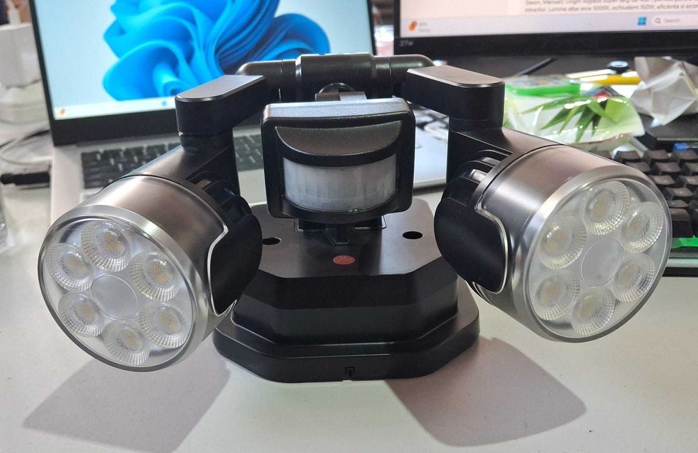 Reflector LED exterior OREiN, 150W, senzor miscare, IP65, negru