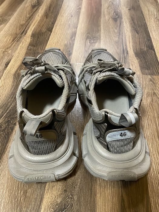 Balenciaga  3 xl
