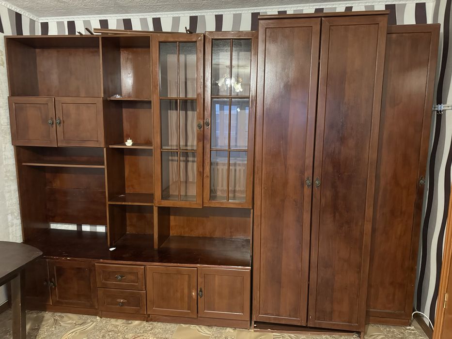 Отдам даром шкаф