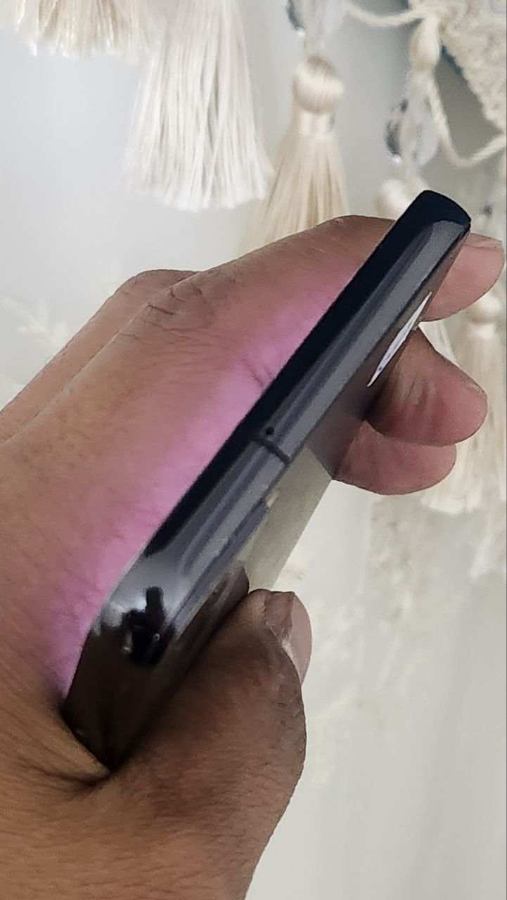 Samsung s22 Plus 5G Xotirasi 256GB