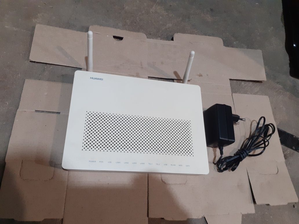 Router Modem Huawei HG 8247