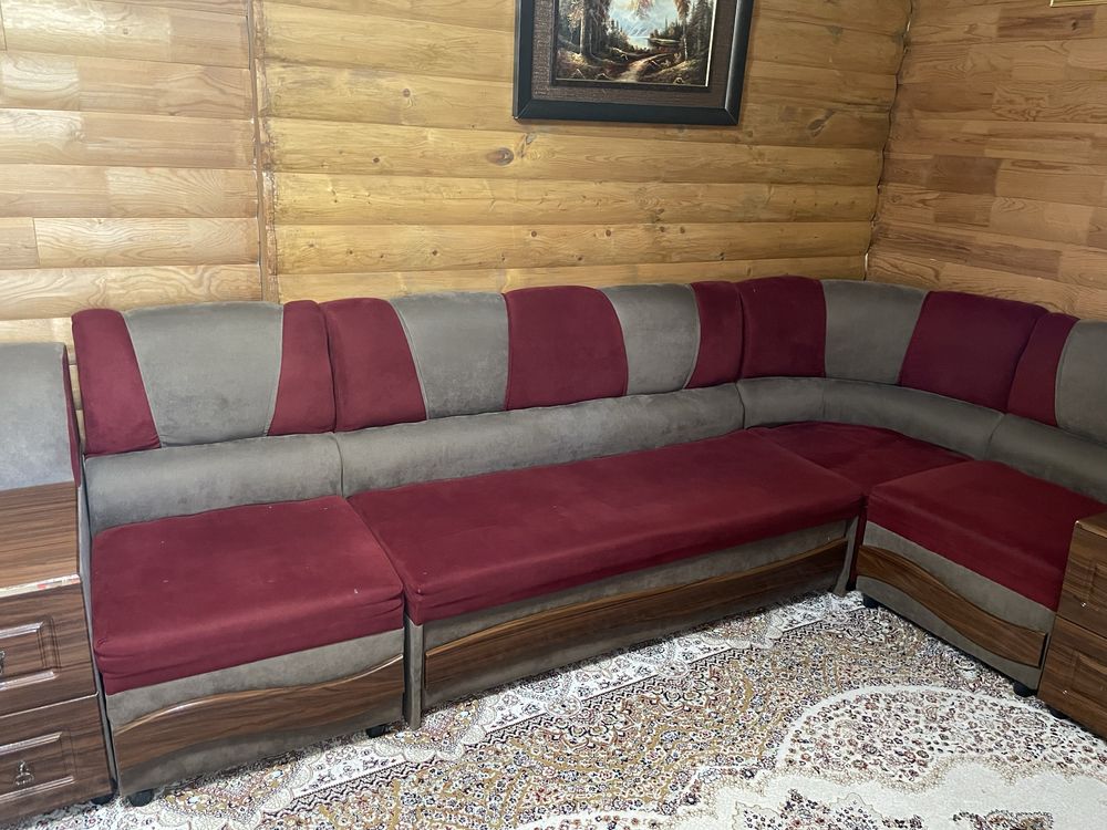Продам угловой диван в хорошем состоянии!