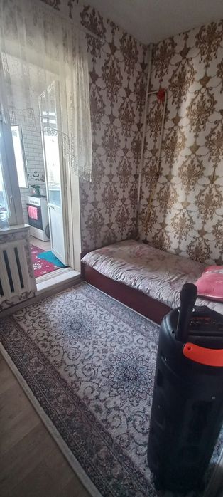 Прадаецая 2 комнатная квартира массив куйлюк 4