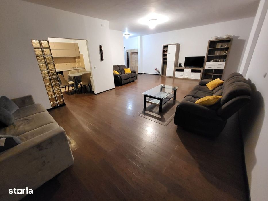 Vand apartament 3 camere, metrou Străulești