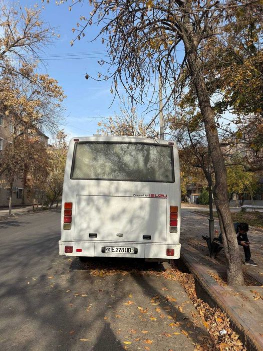 Продается ISUZU 2013