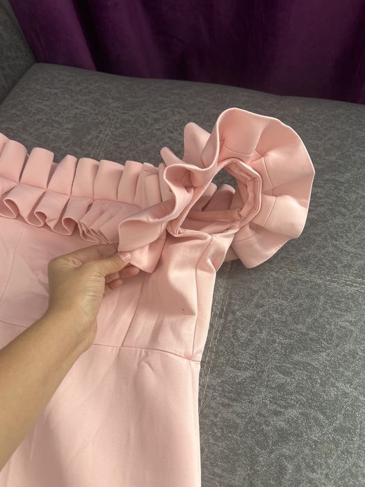 Платья розовый рр 44