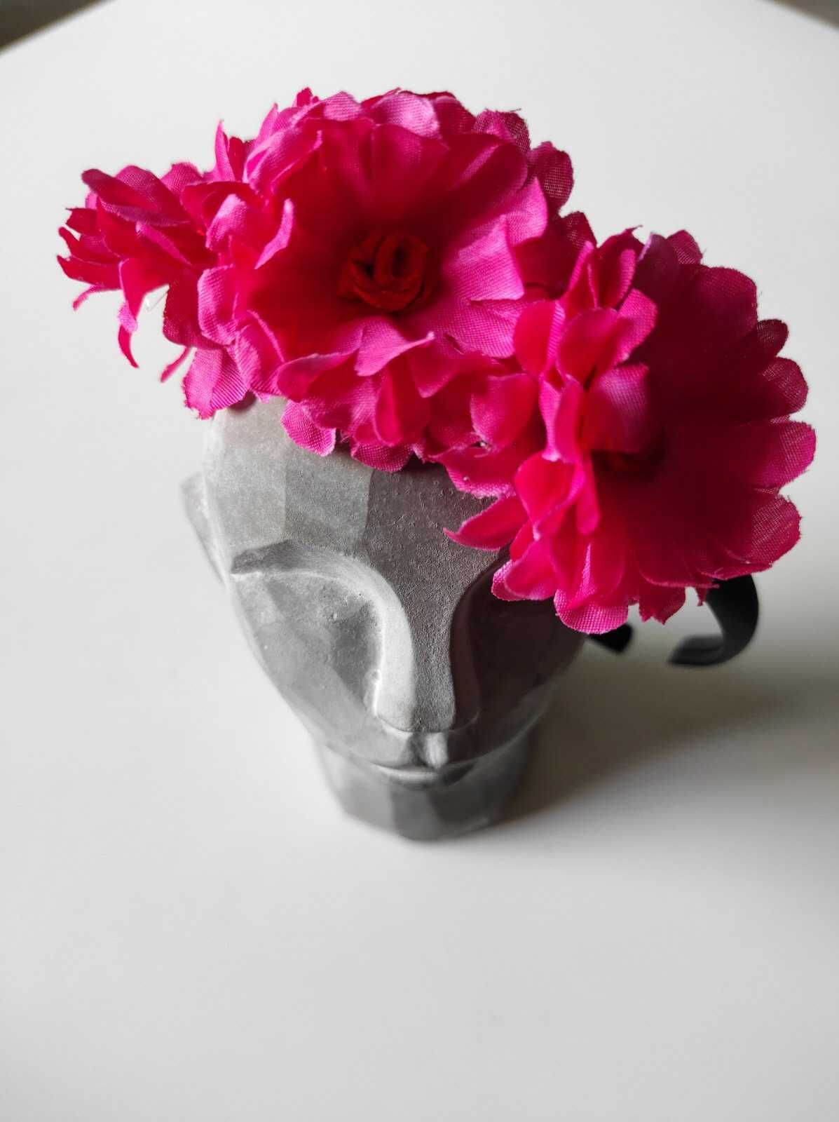 Диадема - Ръчно изработена с цветя