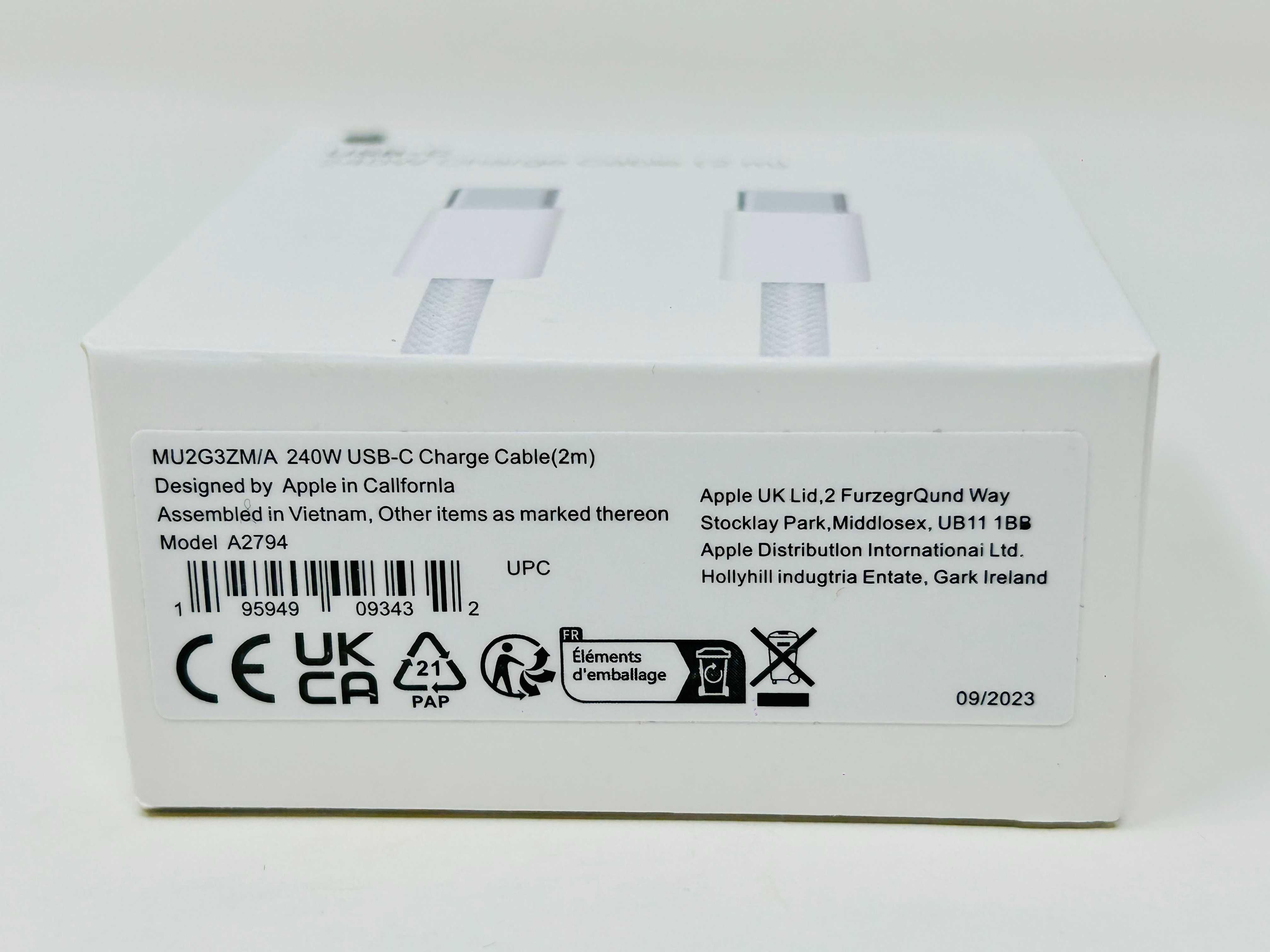 Оригинален Кабел Зарядно за Apple iPhone iPad Usb C to Usb C 240W.
