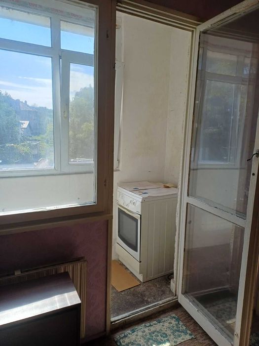 Дава се под наем Едностаен апартамент в Плевен, Мара Денчева - 35 кв.м за 153 € - Снимка #2