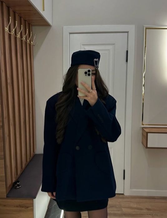 Palto + pilotka ( shapka ) qora