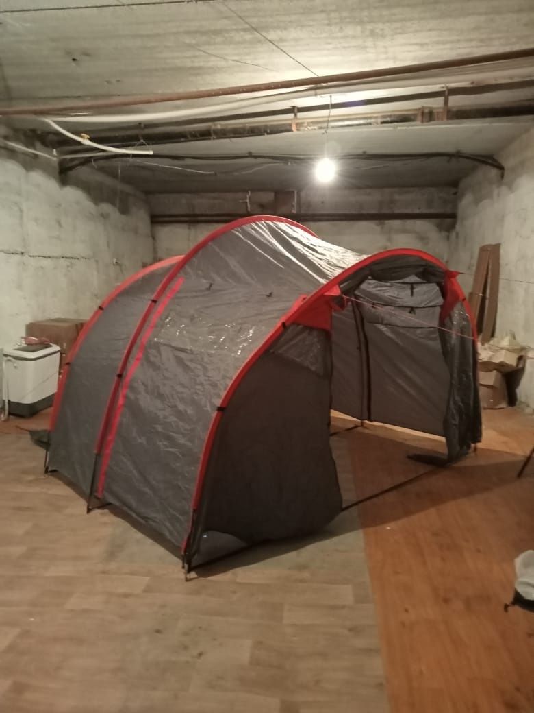 Продам палатка хорошем состоянии почти новый