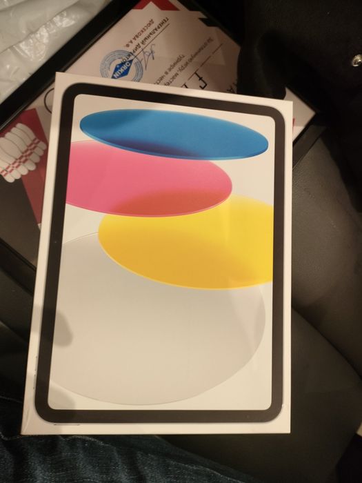 Продам ipad 10 на 256 гб wi-fi