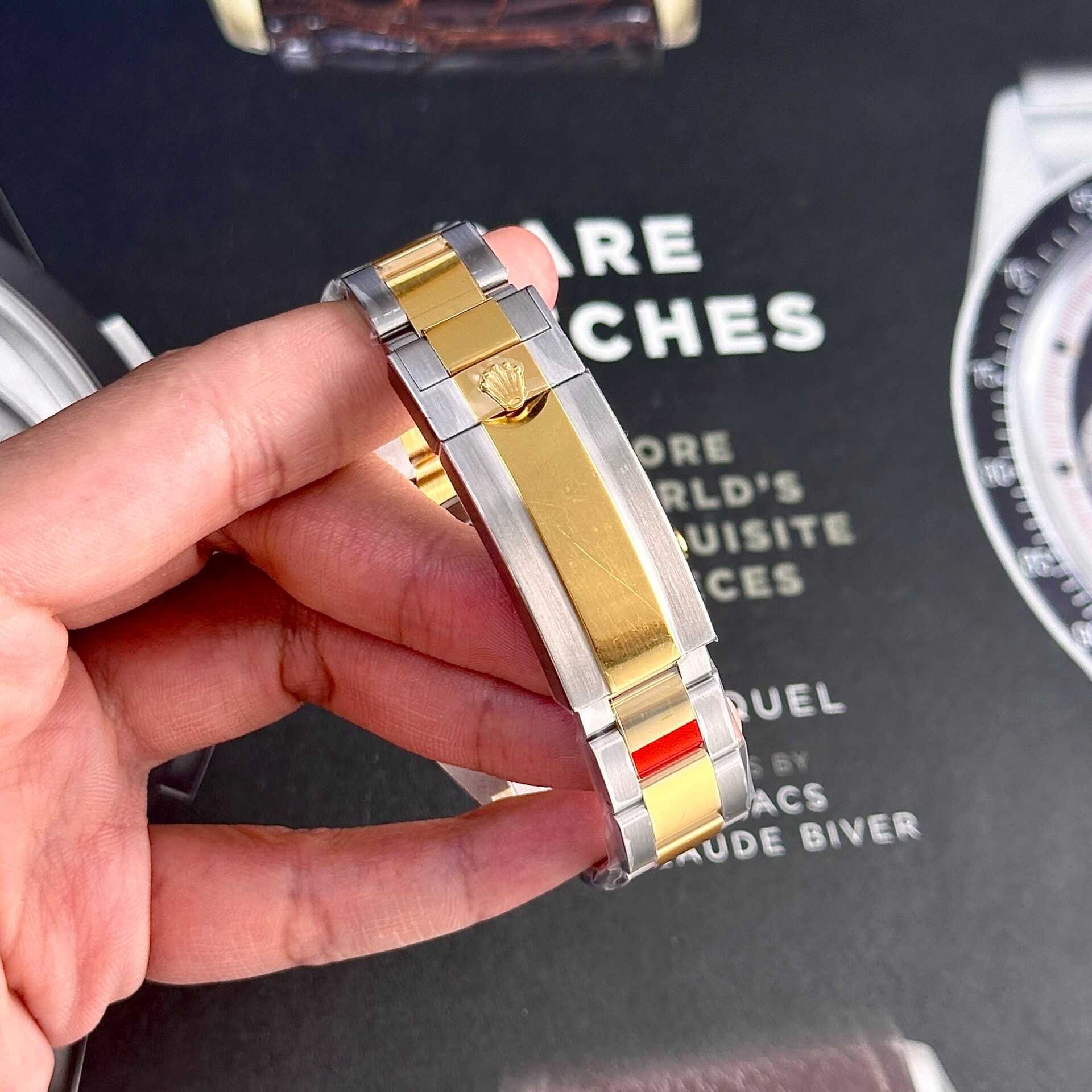 Rolex Submariner сребърно злато/черно