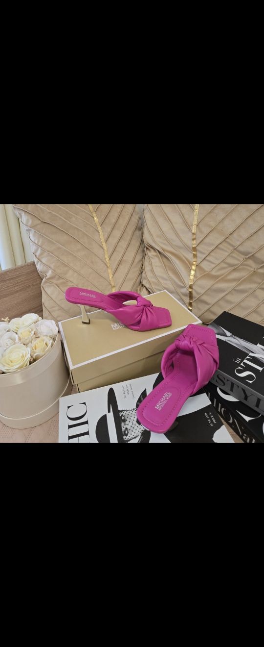 Чехли с ток Michael Kors нови и оригинални