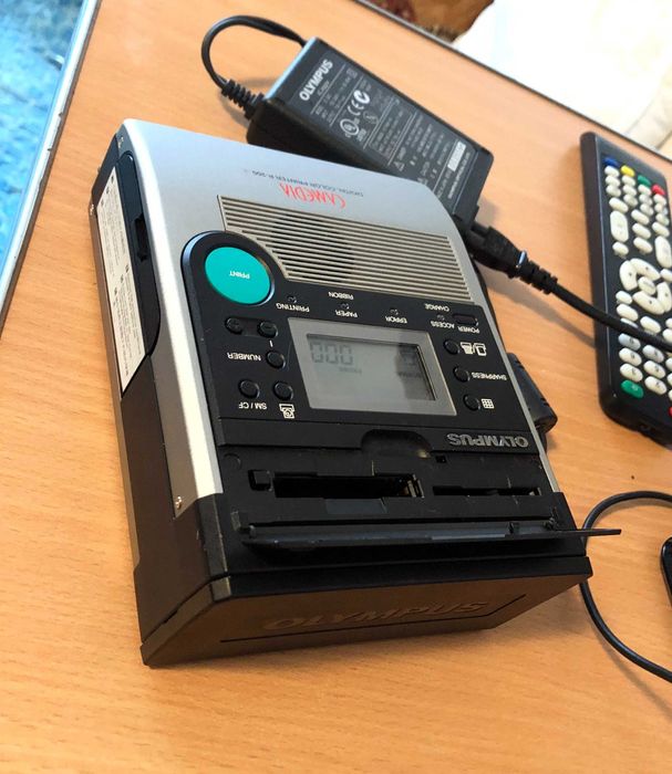 Imprimanta foto digitala portabila termica OLYMPUS CAMEDIA P-200