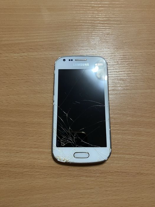 Телефон Samsung