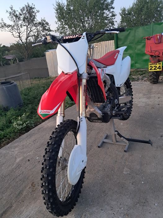 Honda crf250r Full cross
