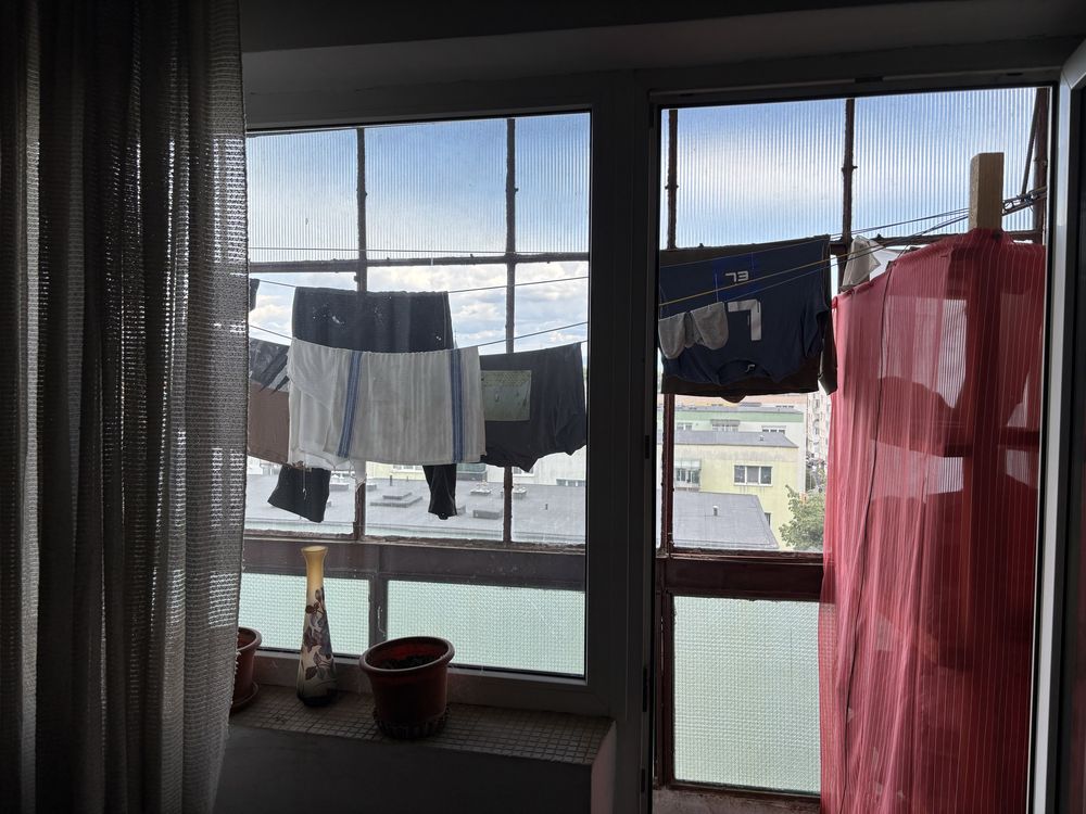 Vand Apartament 2 camere