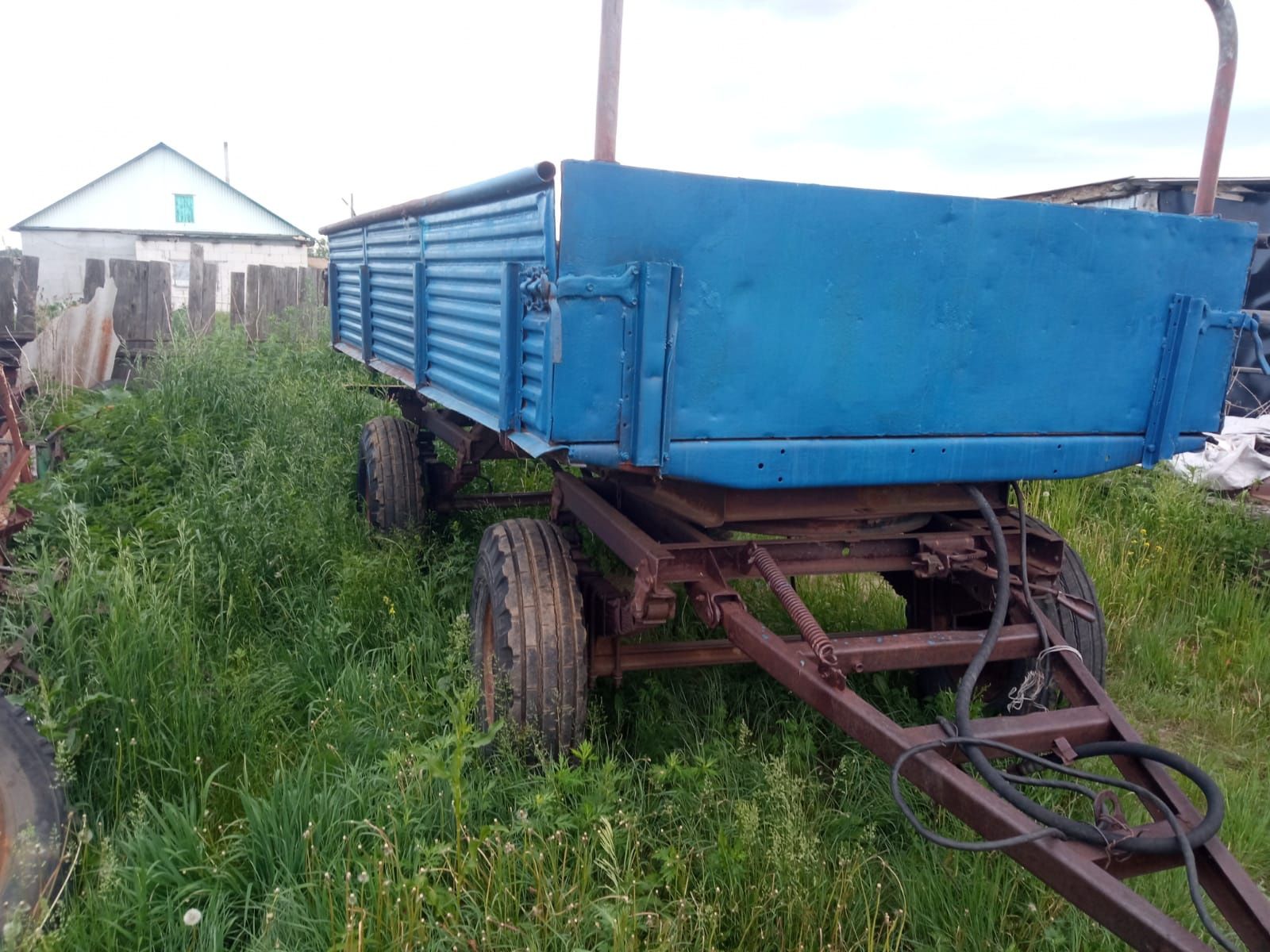 Продам срочно прицеп ПТС 4