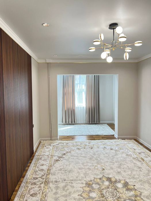 2 в 3/3/5 Кадышева. Площадь 60м².