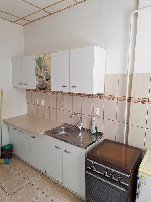 de vinzare garsoniera  toate utilitățile