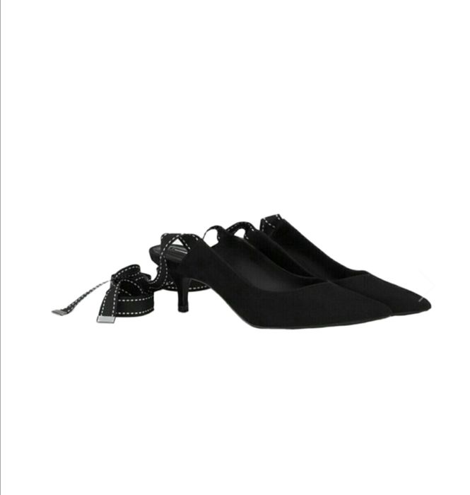 Pantofi Berska cu toc scurt 3 cm negri marimi 36 si 37 noi