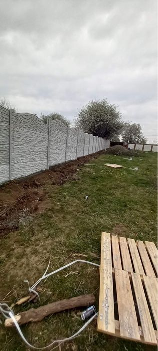 Gard placi stalpi beton
