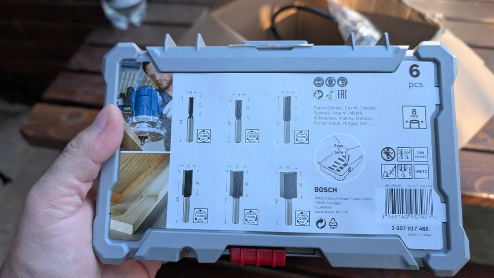 Masina de frezat Makita RP0900 - folosita 10 minute