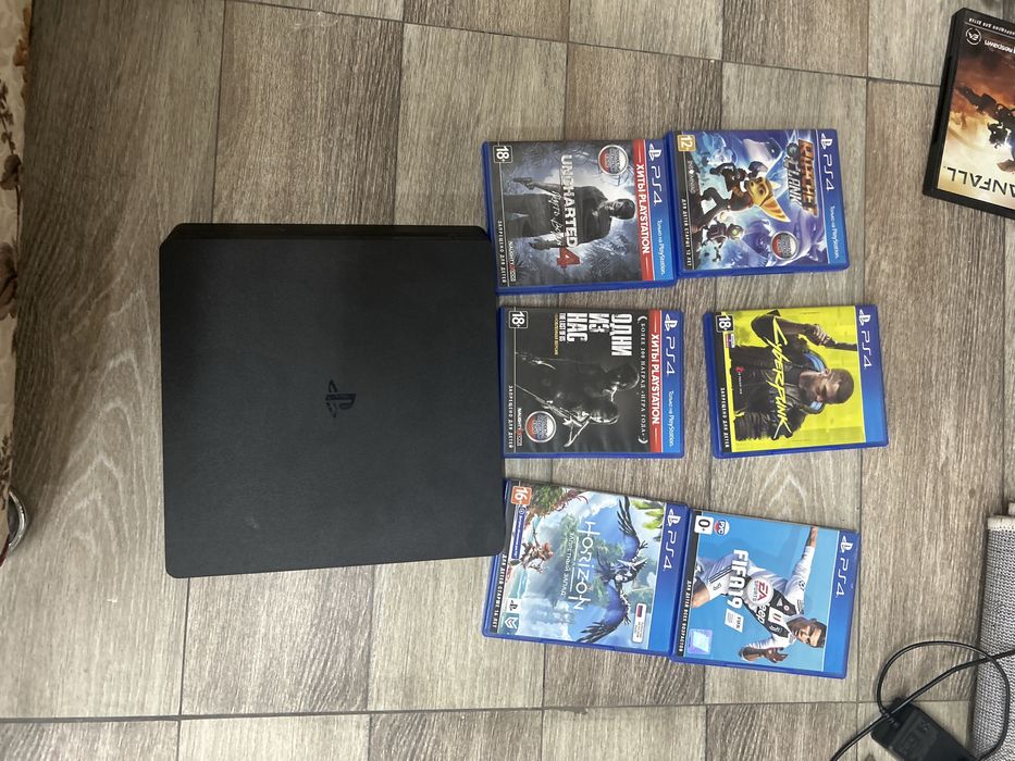 Playstation 4 с играми