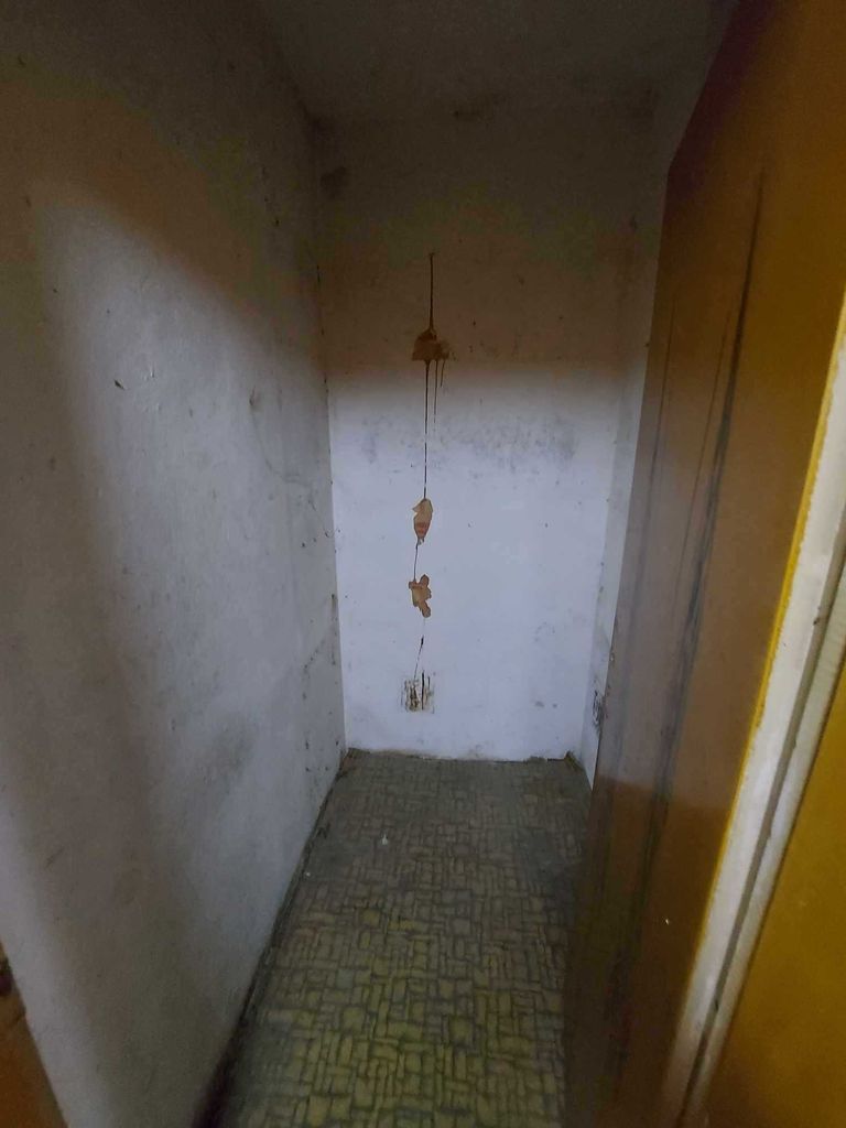 Продава се Четиристаен апартамент в Търговище, Център - 120 кв.м за 659 €/кв.м - Снимка #4