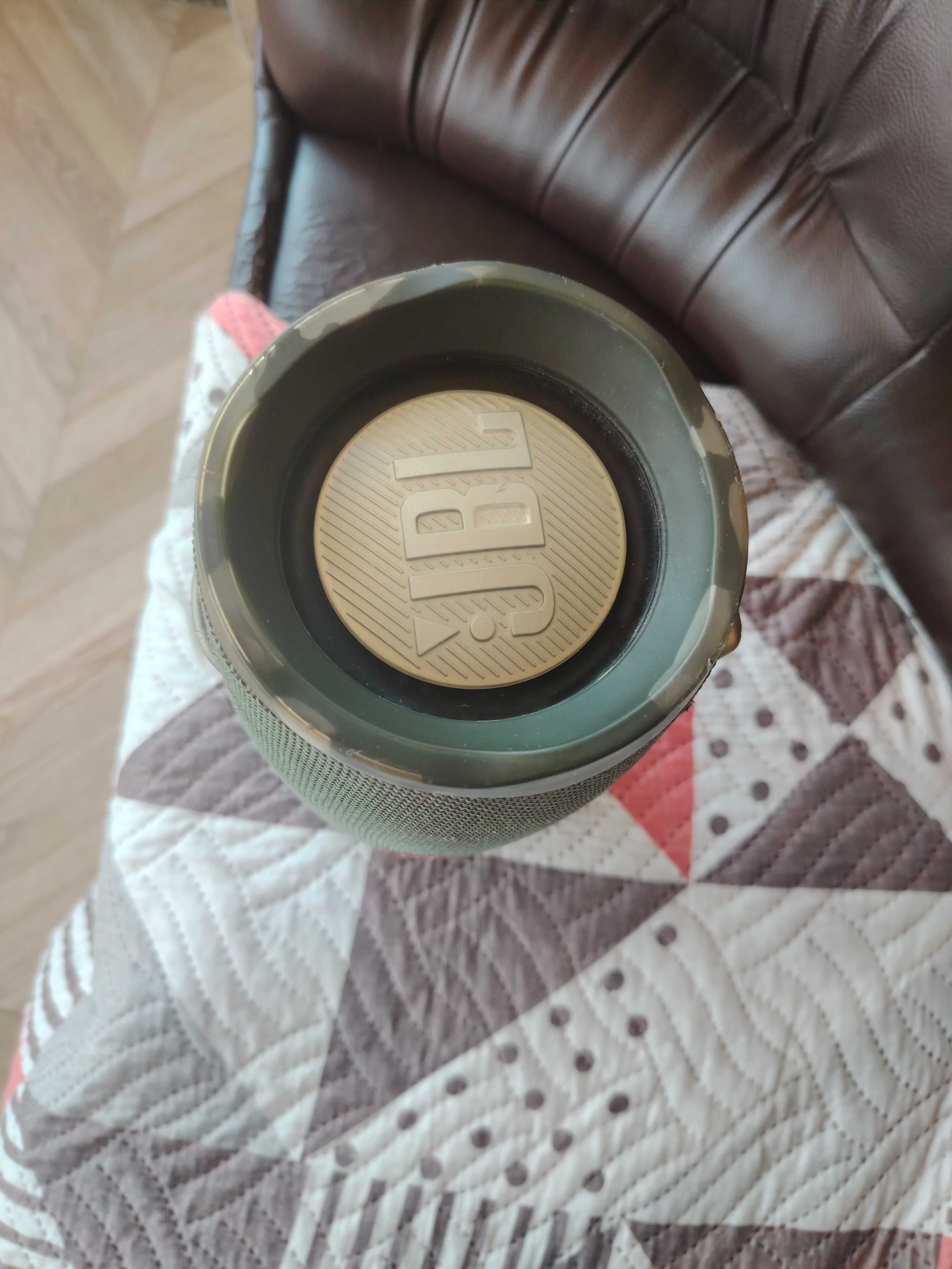 JBLExtrime2 50W.