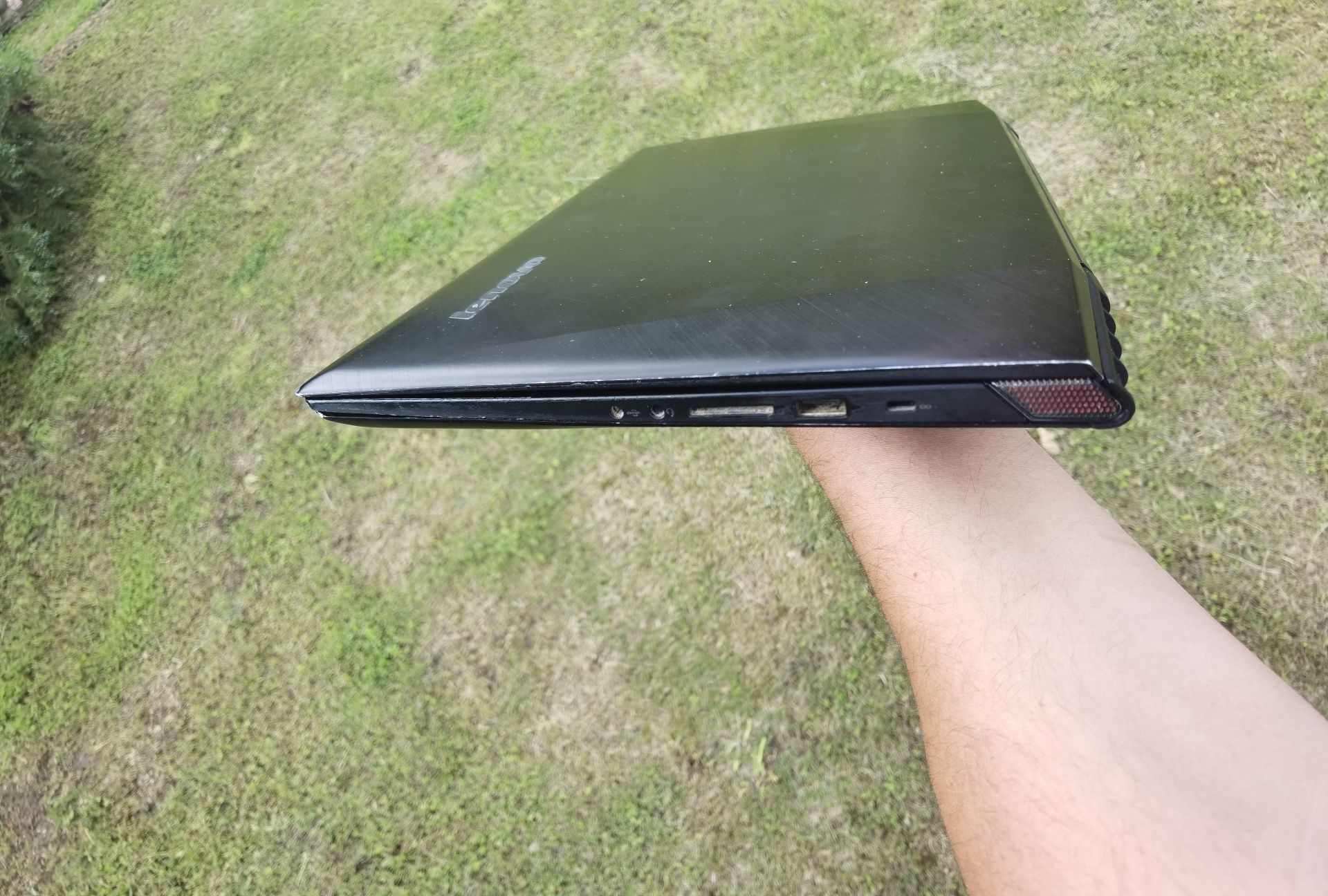 Laptop Lenovo y50-70