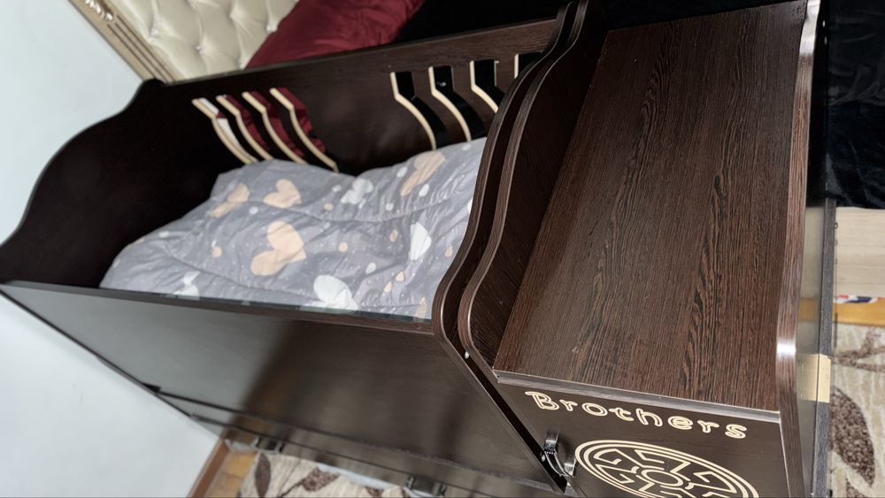 Детская кроватка “Brothers” — стильная, удобная и прочная!