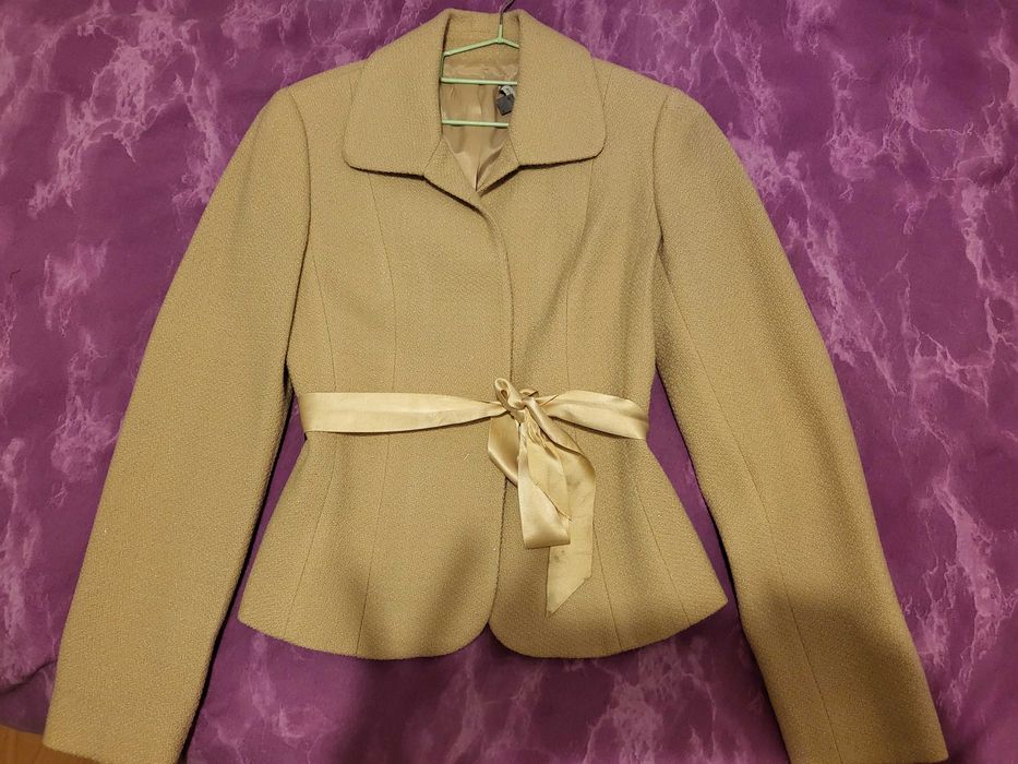 Елегантни дамски сака