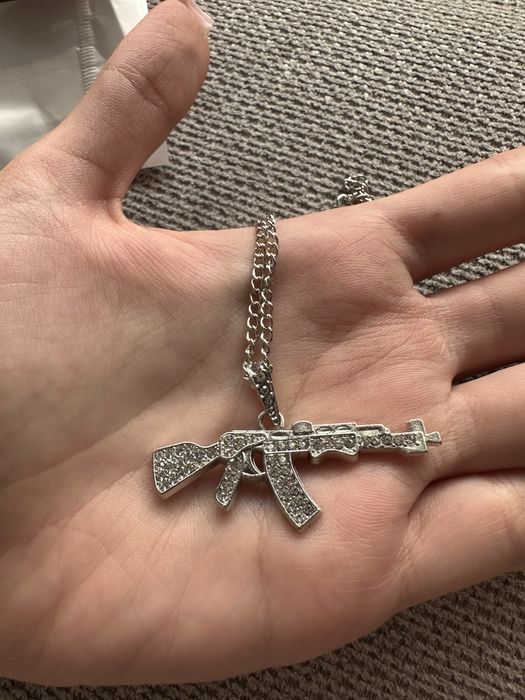 Lanț AK 47 cu pietre (am doua daca sunteti interesati)