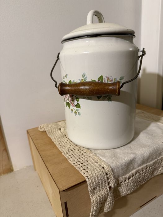 Советский эмалированный бидон новый