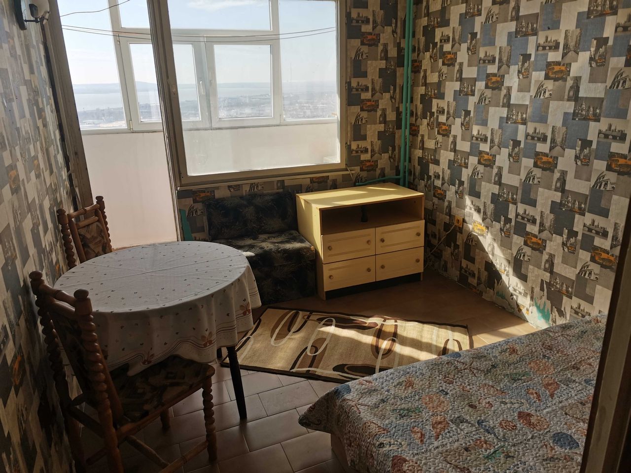 Продава се Двустаен апартамент в Бургас, Славейков - 52 кв.м за 3 €/кв.м - Снимка #4