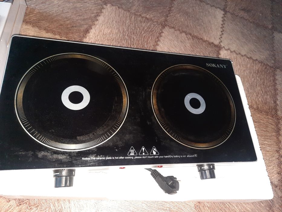 Элекрическая плита, двух камфорная? Железо