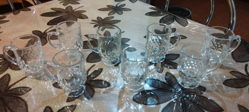 Set cănițe de sticlă