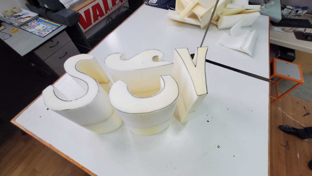 Debitam taiem burete diverse forme la comanda