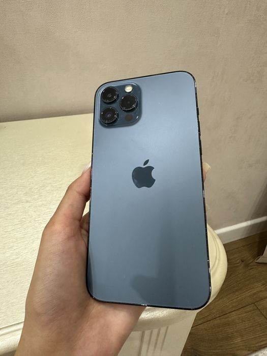 Продам айфон 12 про макс