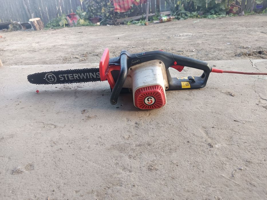 Vând drujba electrica drujma merge foarte bine