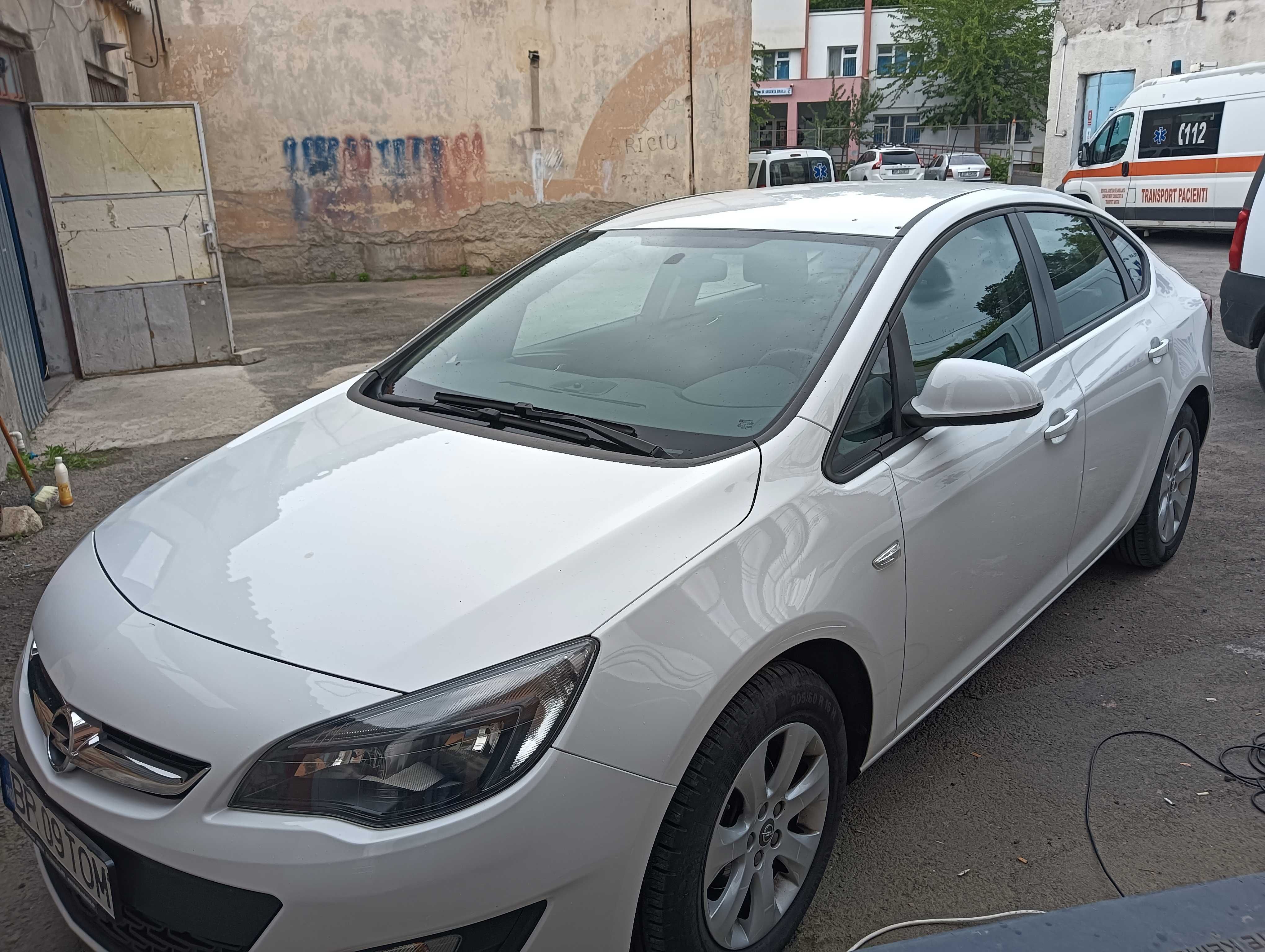 Opel Astra j turbo 2019 , unic proprietar.