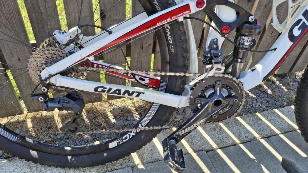 Bicicleta full suspension Giant Trance 29