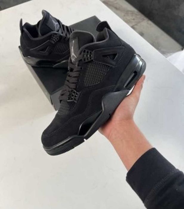 Jordan 4 Black Cat