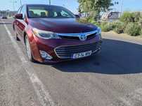 Vind TOYOTA Avalon Hybrid 155k km